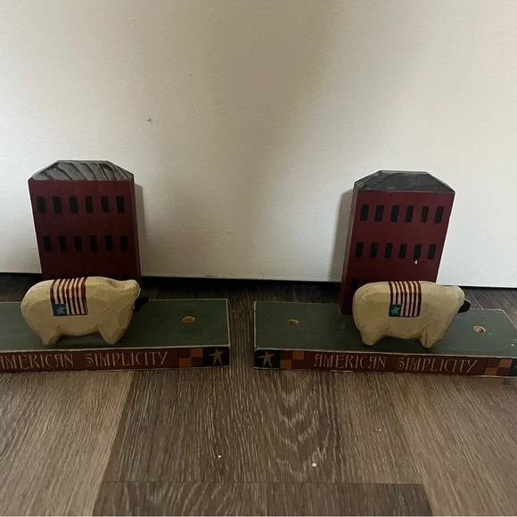 Americana Farmhouse Primitive Decor - Picture 3 of 5